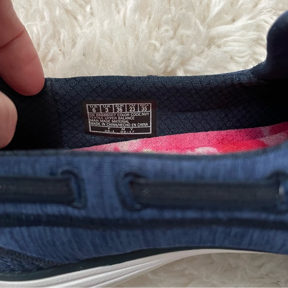 Skechers Classic Fit Air-Cooled Memory Foam Blue Laceless Sneakers Size 6 - Picture 7 of 9